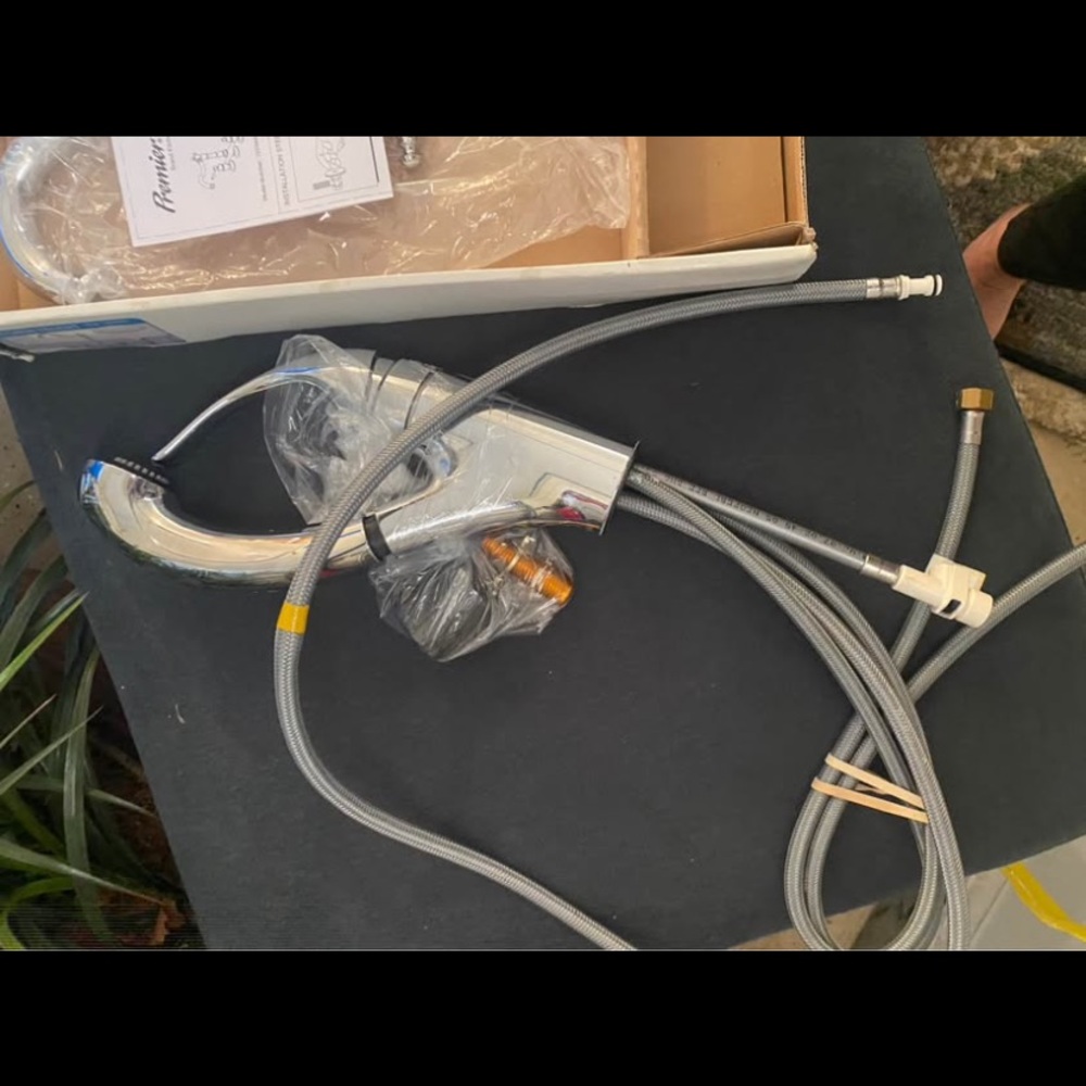 Chrome Kitchen Faucet with Hose new